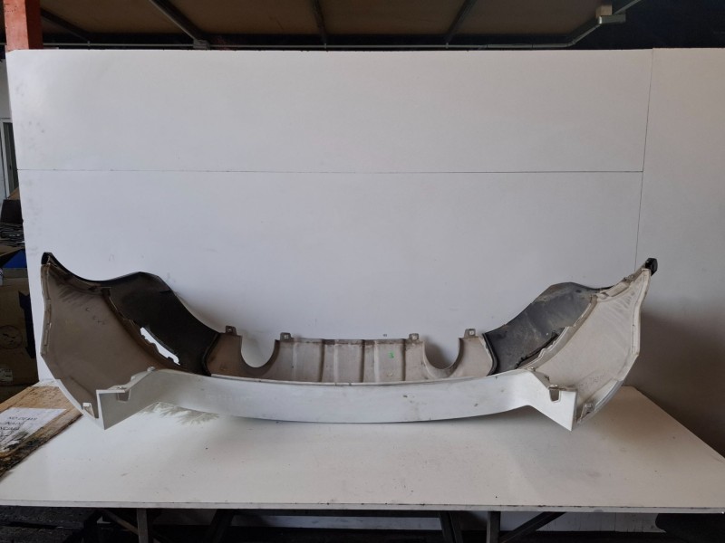 Recambio de paragolpes trasero para ford kuga (cbv) g6dg referencia OEM IAM   