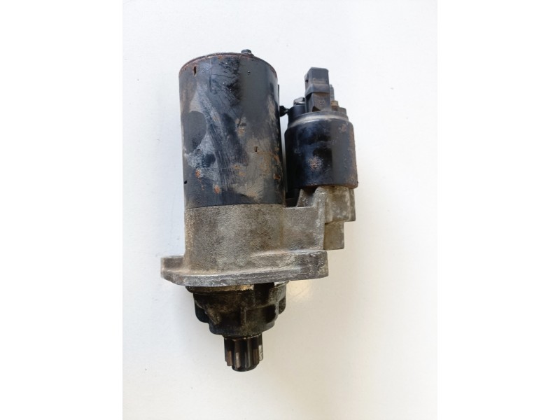 Recambio de motor arranque para seat leon (1m1) ary referencia OEM IAM 0001121022  