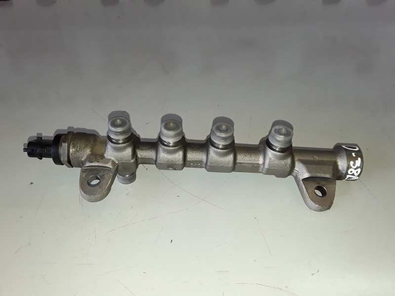 Recambio de rampa inyectora para fiat ii bravo (198) 198a6000 referencia OEM IAM 0445214192/55215208  
