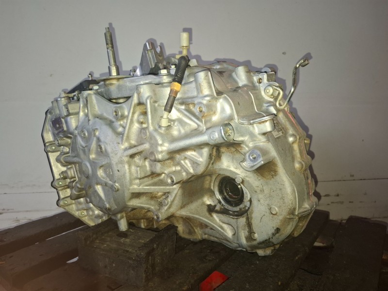Recambio de caja cambios para peugeot 5008 5g01 referencia OEM IAM 20GE18  