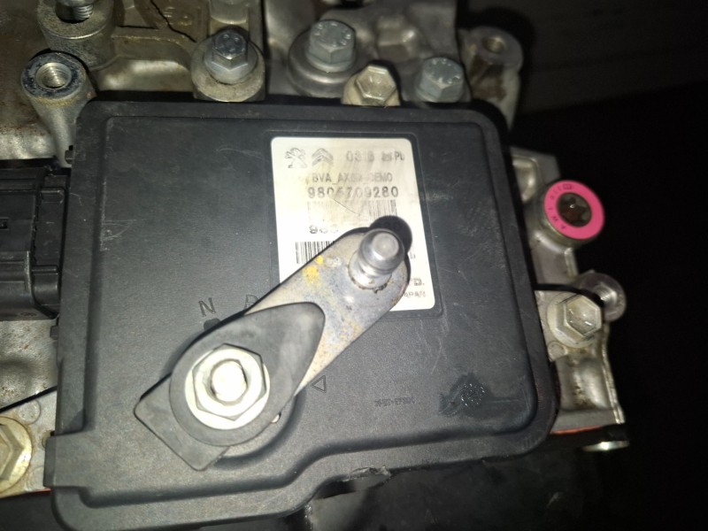 Recambio de caja cambios para peugeot 5008 5g01 referencia OEM IAM 20GE18  
