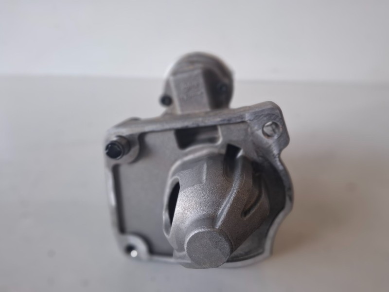 Recambio de motor arranque para peugeot 5008 5g01 referencia OEM IAM 9674077280  