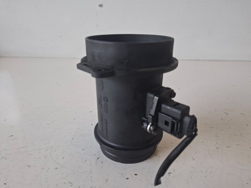 Recambio de caudalimetro para audi a6 avant (4f5) bmk referencia OEM IAM   