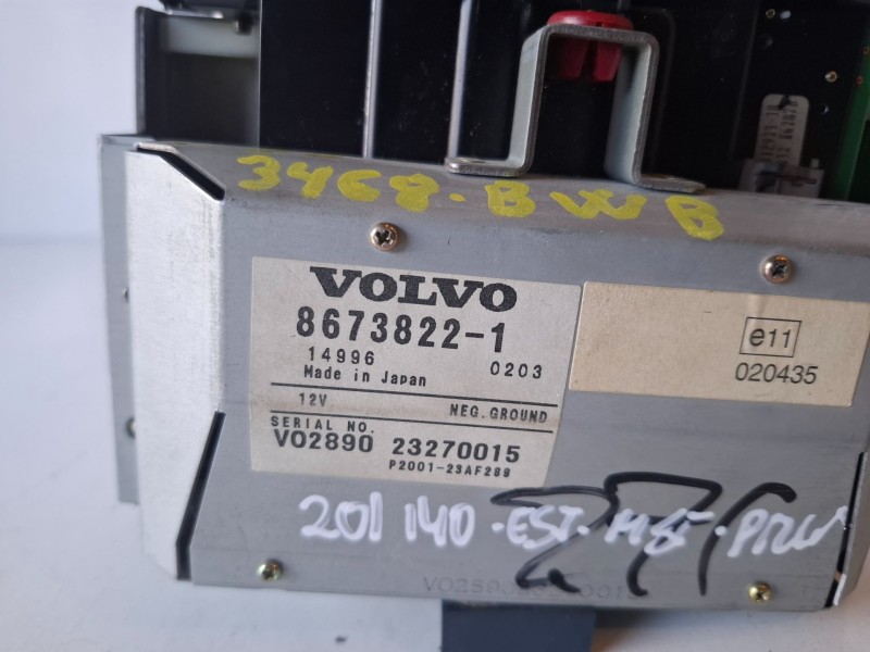 Recambio de pantalla multifuncion para volvo s80 berlina b5244t3 referencia OEM IAM 86738221  