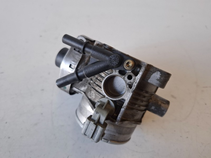 Recambio de caja mariposa para peugeot 406 coupé (s1/s2) 3fz referencia OEM IAM   