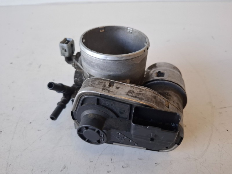 Recambio de caja mariposa para peugeot 406 coupé (s1/s2) 3fz referencia OEM IAM   