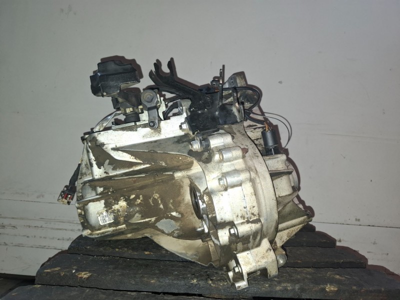 Recambio de caja cambios para ford transit connect (tc7) r2pa referencia OEM IAM   
