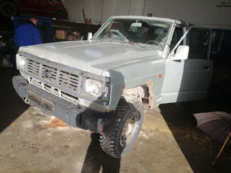 nissan patrol (k/w260) del año 1992