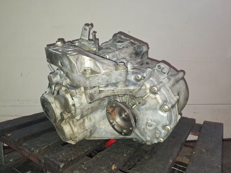 Recambio de caja cambios para volkswagen golf v (1k1)(10.2003) bkd referencia OEM IAM JLU  