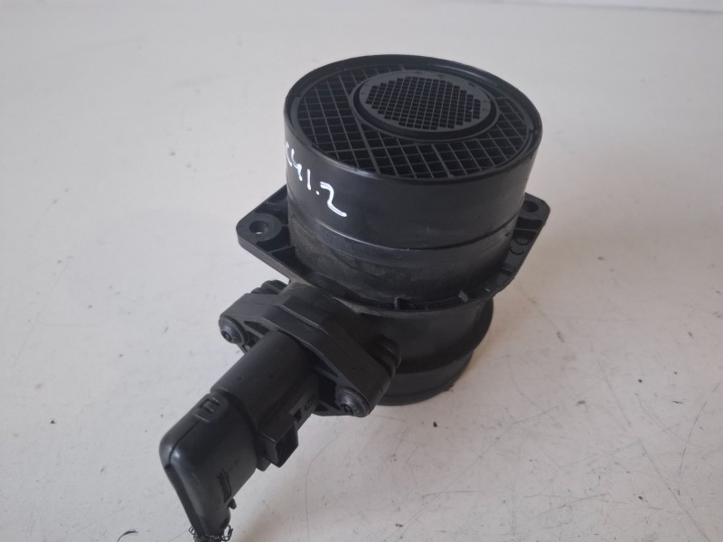 Recambio de caudalimetro para audi a3 (8p1) bmm referencia OEM IAM 0281002461  