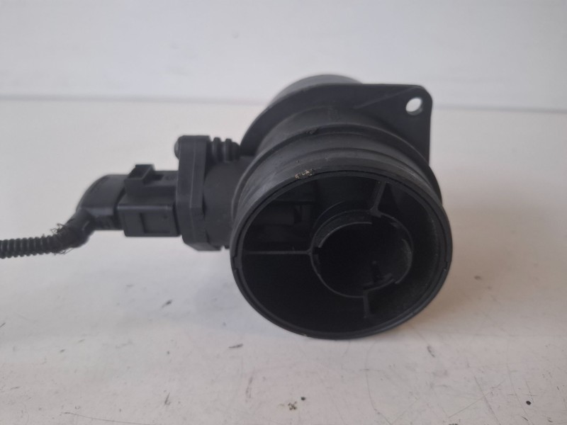 Recambio de caudalimetro para audi a3 (8p1) bmm referencia OEM IAM 0281002461  