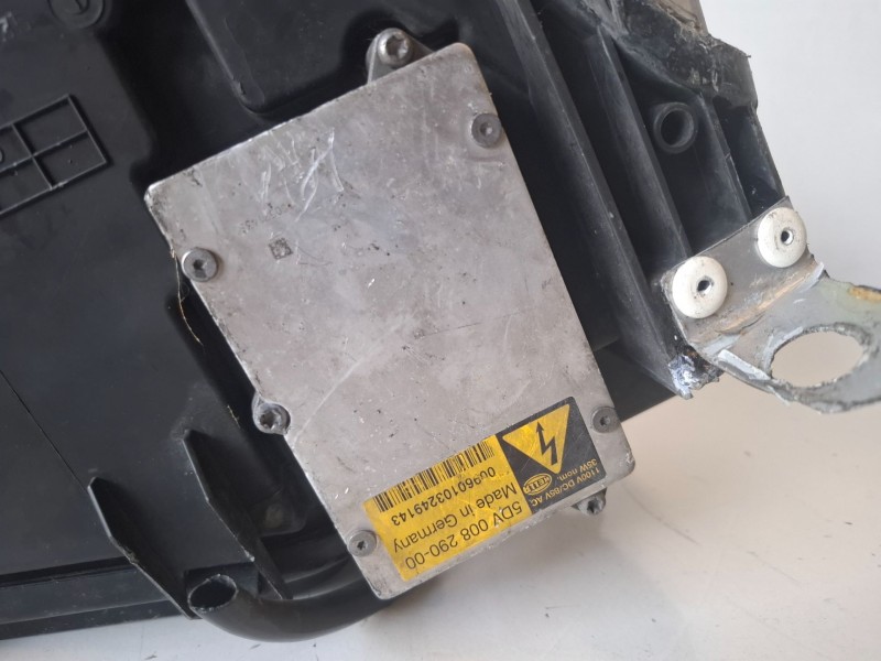 Recambio de faro izquierdo para audi a6 avant (4f5) bmk referencia OEM IAM   
