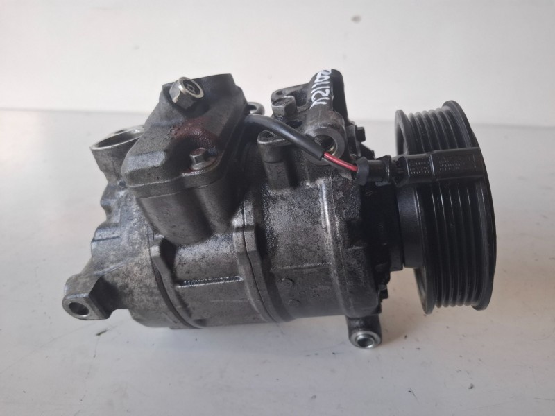 Recambio de compresor aire acondicionado para audi a6 avant (4f5) bmk referencia OEM IAM 8K0260805J  