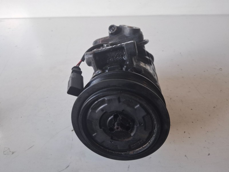 Recambio de compresor aire acondicionado para audi a6 avant (4f5) bmk referencia OEM IAM 8K0260805J  
